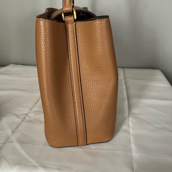 Tory Burch Britten Satchel - Picture 6 of 16